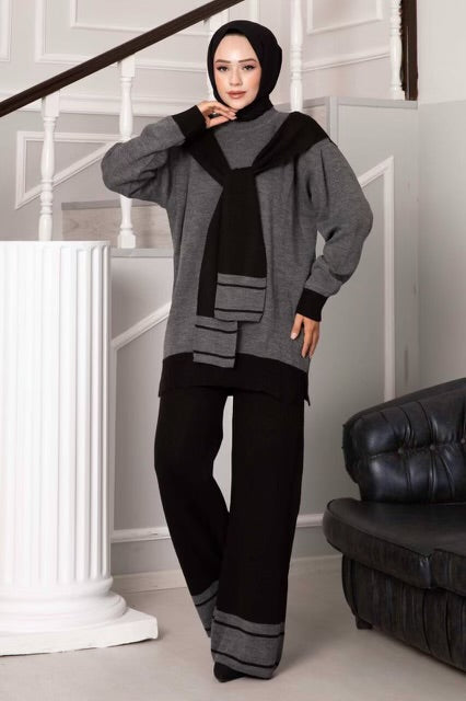 Elegant set for women
