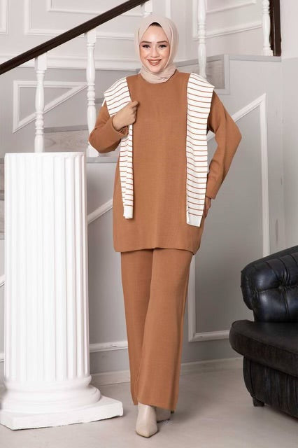 Elegant set for women
